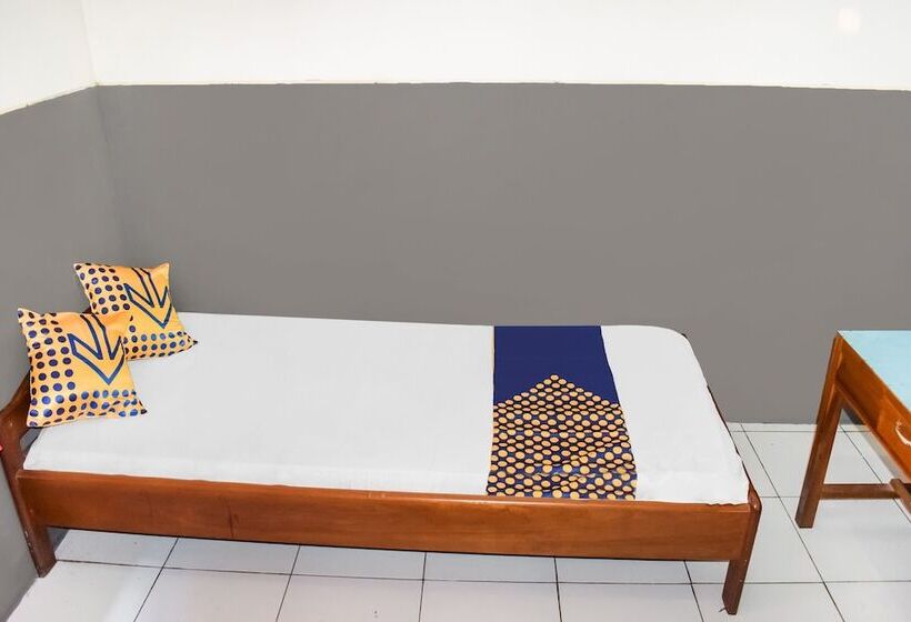 Номер Economy, Penginapan Widodo By Oyo