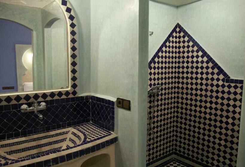 Standaard Driepersoonskamer, Auberge La Source