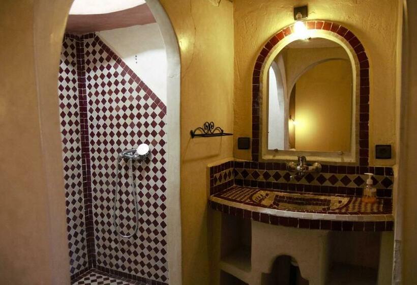 Standaard Driepersoonskamer, Auberge La Source