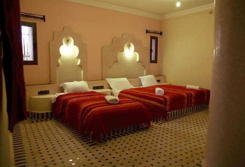 Standaard Driepersoonskamer, Auberge La Source