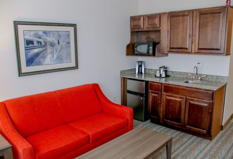 סוויטה מותאמת לאדם עם מוגבלויות, Holiday Inn & Suites Denver Tech Center Centennial, An Ihg