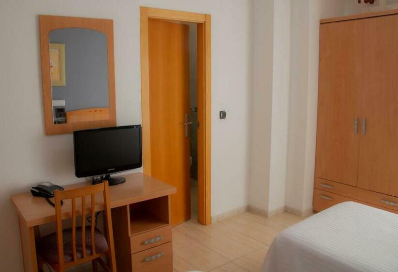 스탠다드 룸, Hostal Meseguer