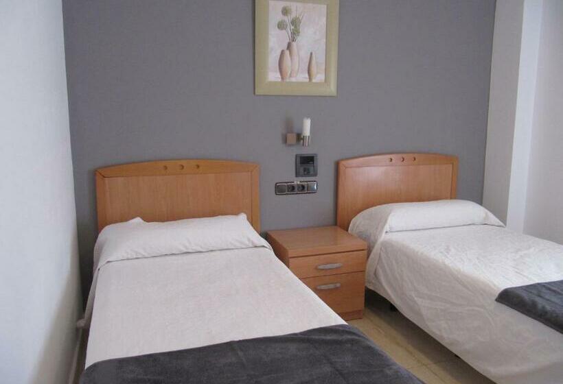 스탠다드 룸, Hostal Meseguer