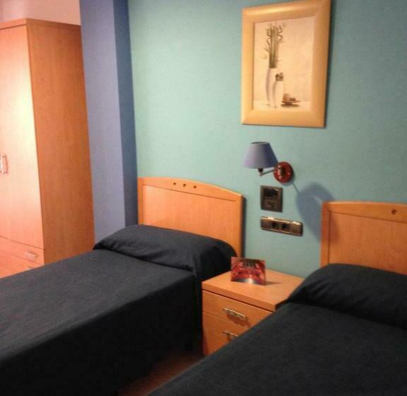 스탠다드 룸, Hostal Meseguer