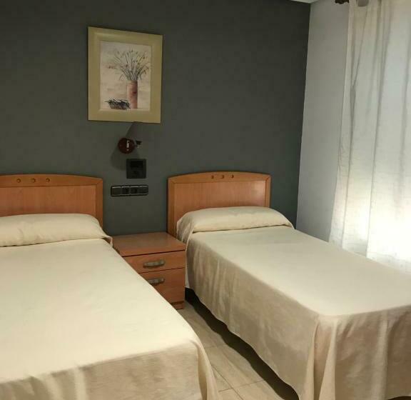 스탠다드 룸, Hostal Meseguer