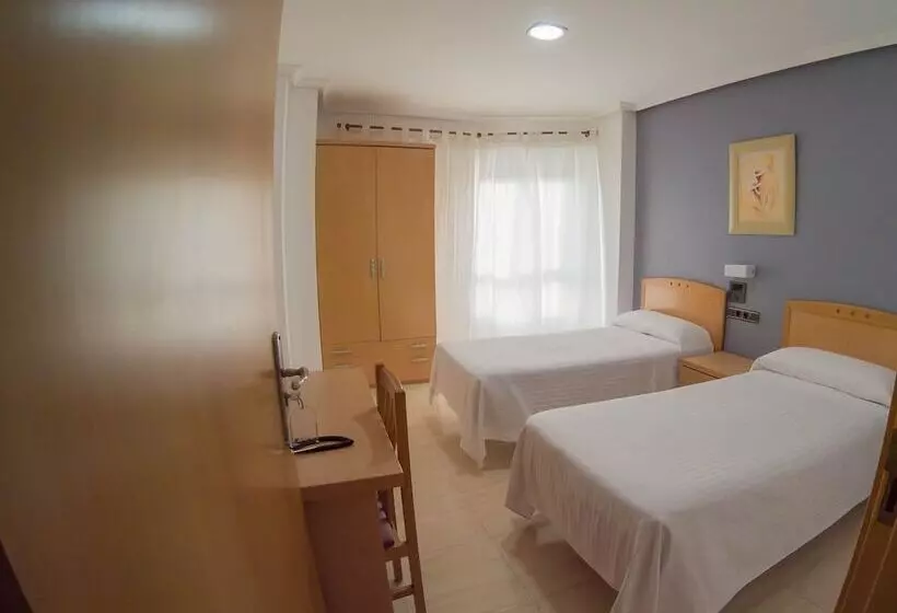 スタンダードルーム, Hostal Meseguer