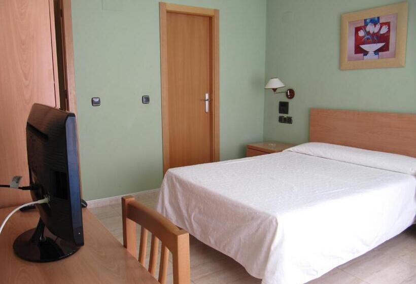 스탠다드 룸, Hostal Meseguer