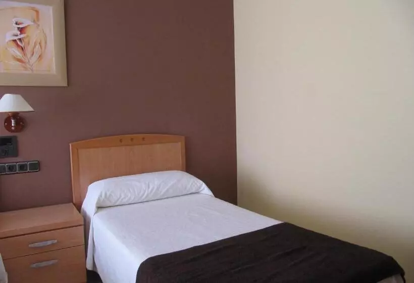 スタンダードシティビュールーム, Hostal Meseguer
