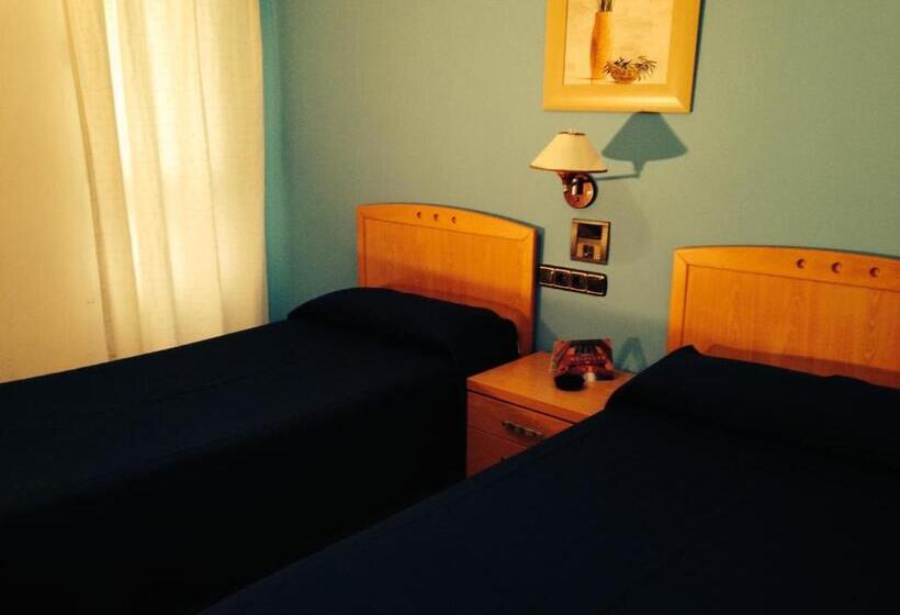 스탠다드 도시전망 룸, Hostal Meseguer