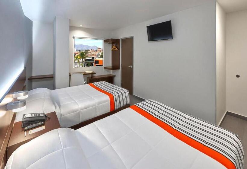 חדר סטנדרט שתי מיטות זוגיות, City Express Junior By Marriott Aguascalientes Centro