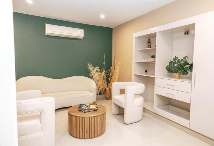 프레지덴셜 스위트, Florida Sinu