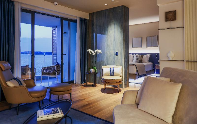 스위트, Florida Sinu