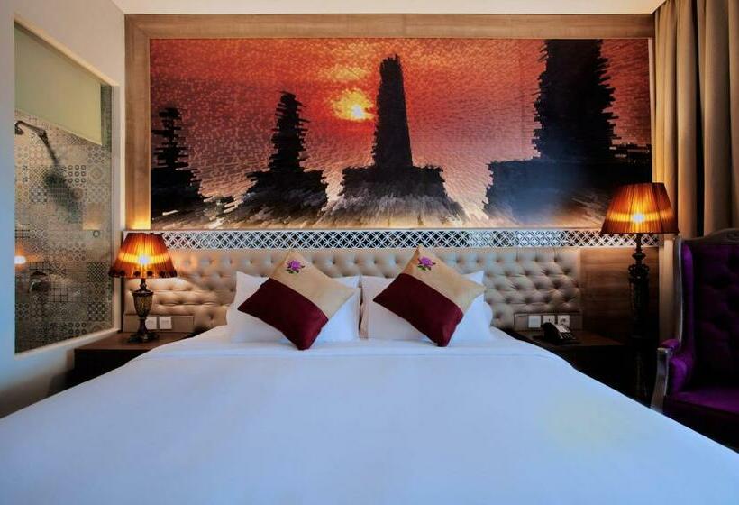 디럭스 룸 킹사이즈 침대, Grand Mercure Yogyakarta Adi Sucipto