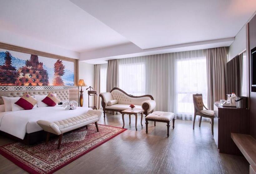 Номер Executive Кровать Кинг, Grand Mercure Yogyakarta Adi Sucipto