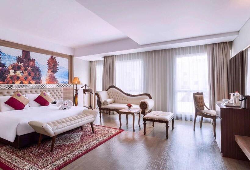 Номер Executive Кровать Кинг, Grand Mercure Yogyakarta Adi Sucipto