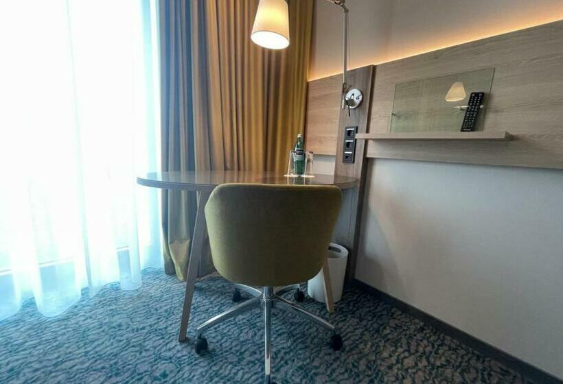 اتاق اجرایی با تخت بزرگ, Holiday Inn Düsseldorf City – Toulouser Allee, An Ihg