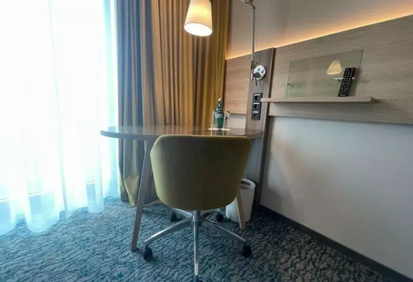 スタンダードルーム, Holiday Inn Düsseldorf City – Toulouser Allee, An Ihg