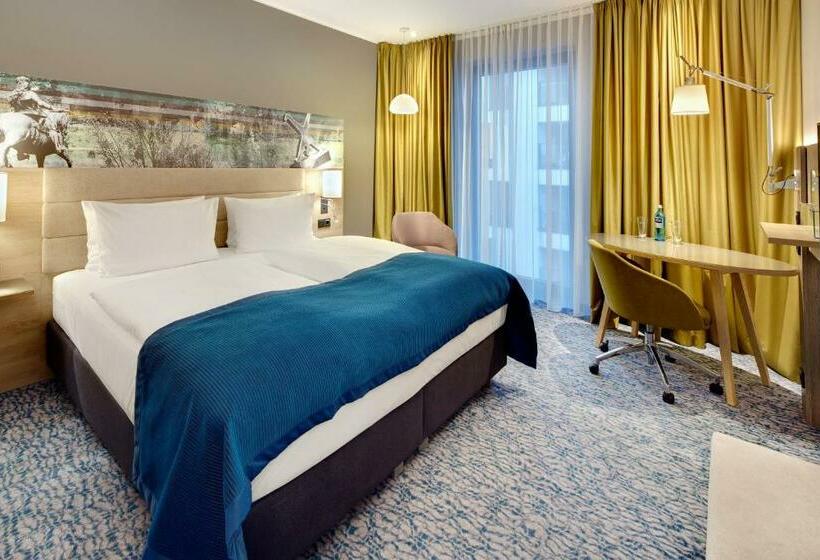 اتاق اجرایی با تخت بزرگ, Holiday Inn Düsseldorf City – Toulouser Allee, An Ihg