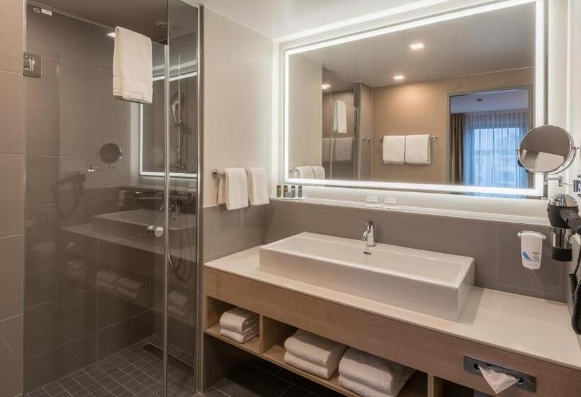 سوییت, Holiday Inn Düsseldorf City – Toulouser Allee, An Ihg