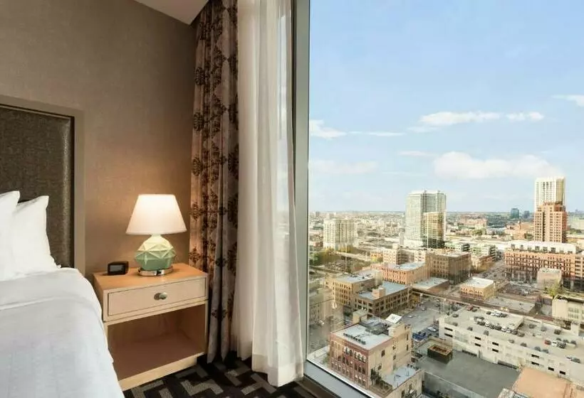 キングサイドベッドのスタンダードワンルーム, Homewood Suites By Hilton Chicago West Loop Fulton Mkt Area