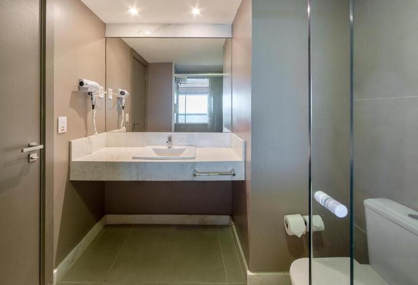 اتاق سه نفره دلوکس با چشمانداز دریا, Laghetto Stilo Barra