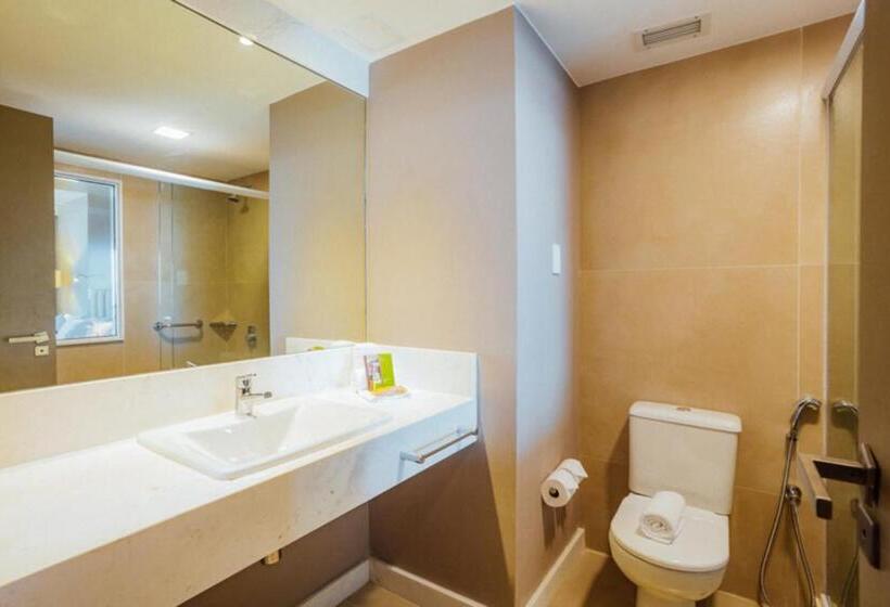 اتاق لوکس با چشمانداز دریا, Laghetto Stilo Barra