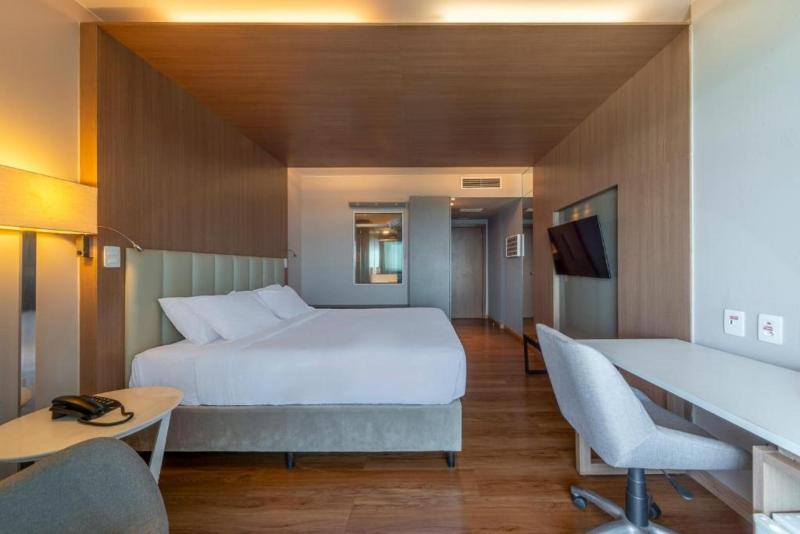 اتاق لوکس, Laghetto Stilo Barra