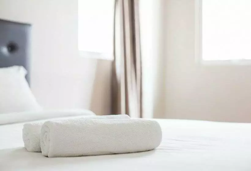 Deluxe-huone, Moment