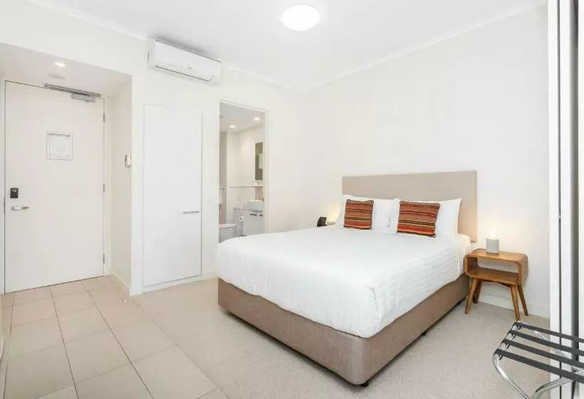 スタンダードスタジオ, Nautica Residences Fremantle