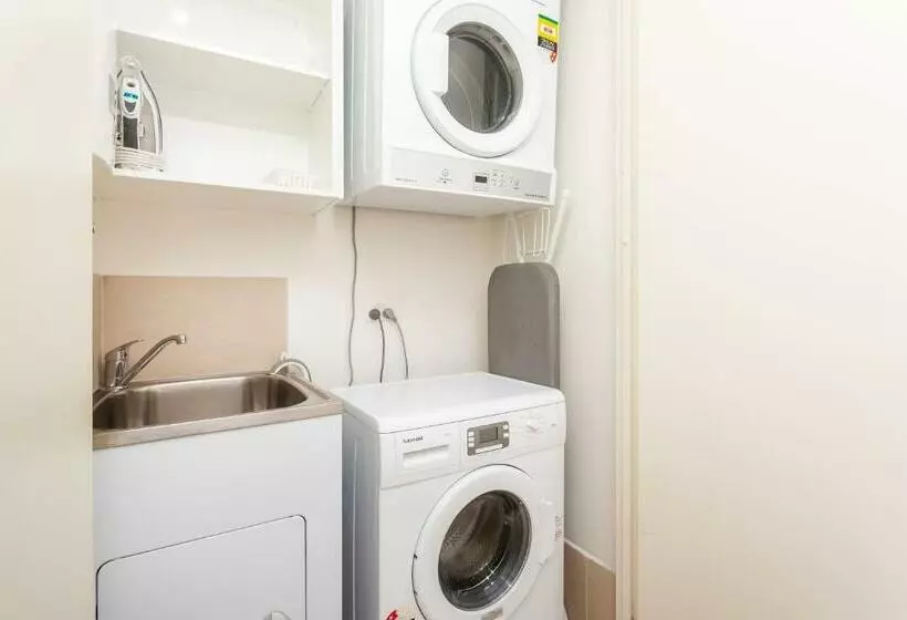 スタンダードスタジオ, Nautica Residences Fremantle