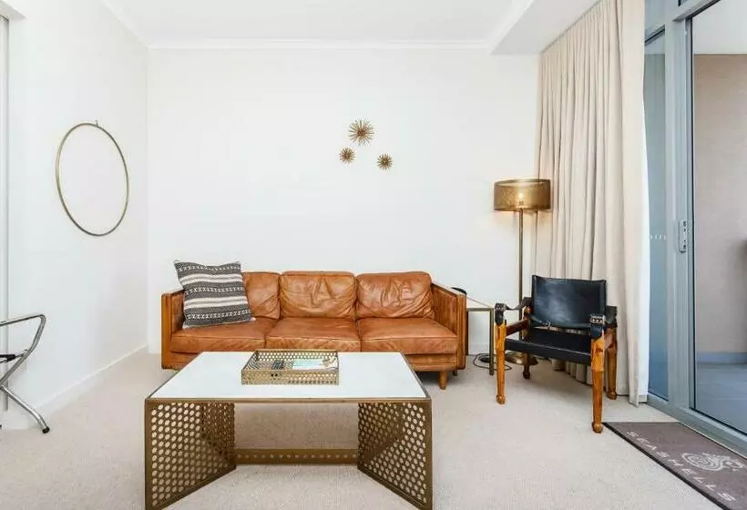 スタンダードスタジオ, Nautica Residences Fremantle