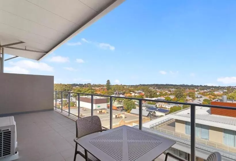 スタンダードスタジオ, Nautica Residences Fremantle