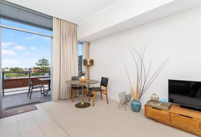 スタンダードスタジオ, Nautica Residences Fremantle