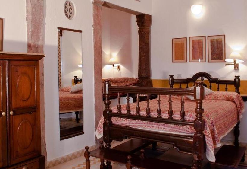 スタンダードルーム, Neemrana Fortpalace