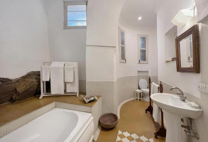 ロイヤルルーム, Neemrana Fortpalace