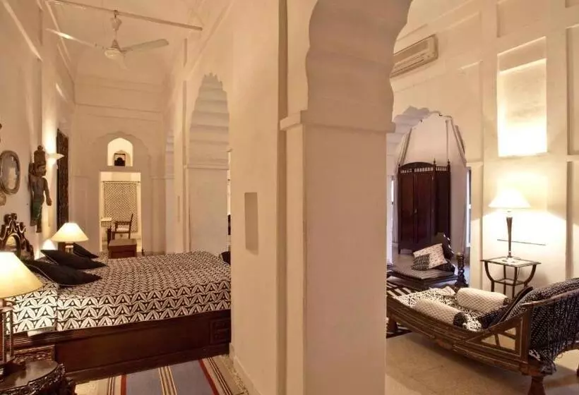 Royal-huone, Neemrana Fortpalace