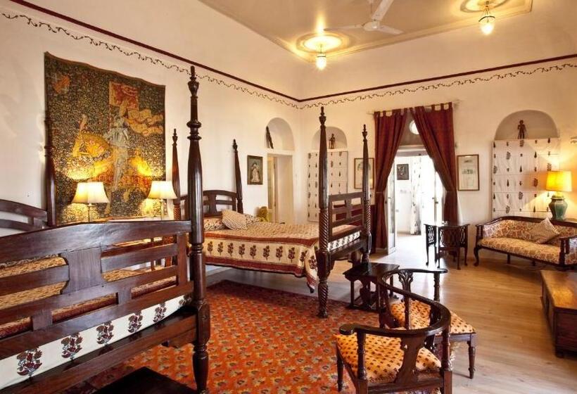 ロイヤルルーム, Neemrana Fortpalace