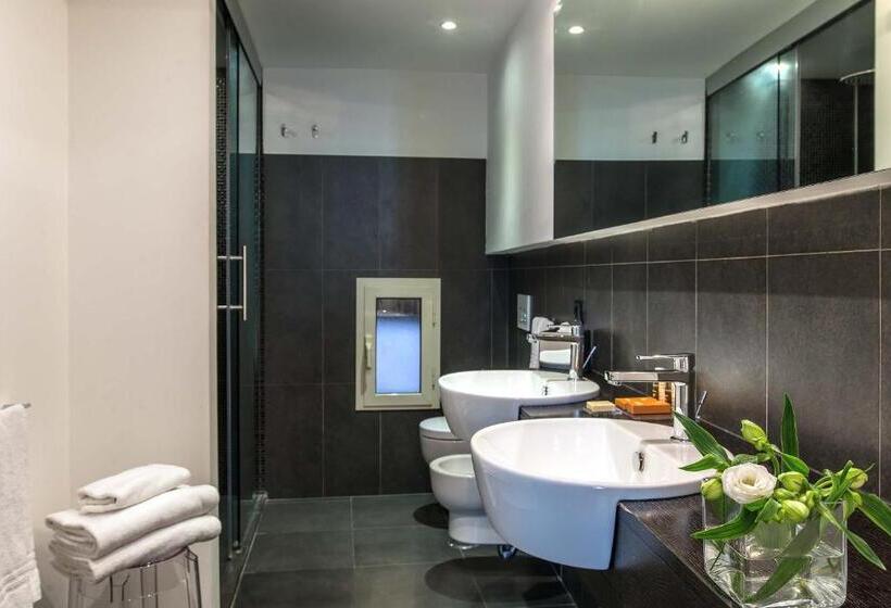 اتاق سوپریور با چشم‌انداز شهر, Relais Rione Ponte