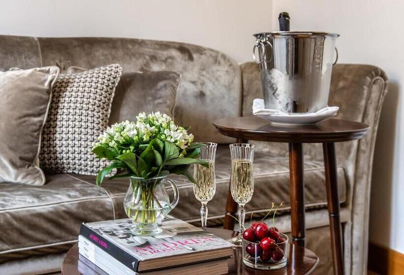 سوییت, Relais Rione Ponte