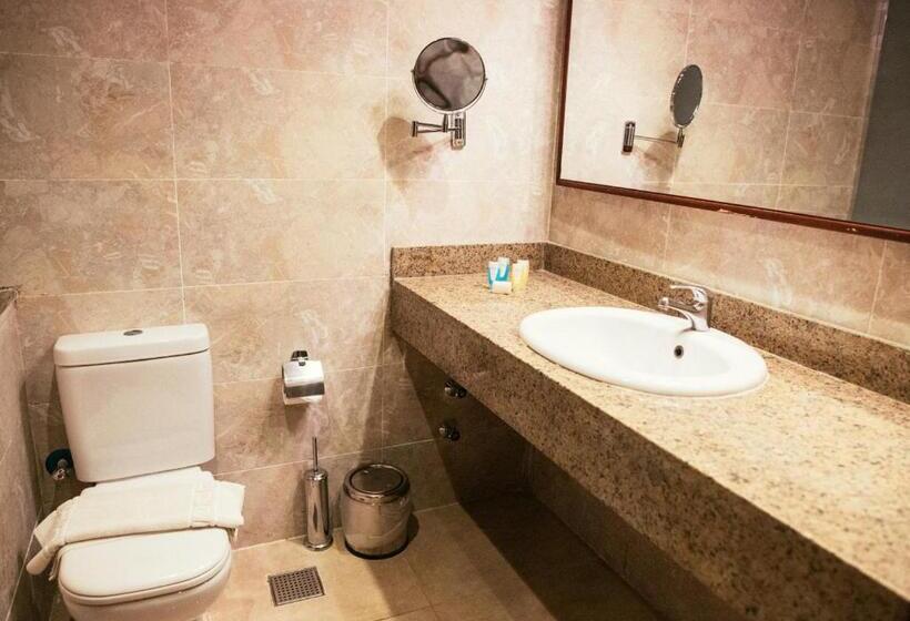 اتاق لوکس با چشم‌انداز باغ, Retal View Resort El Sokhna Aqua Park