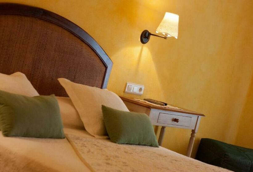 スタンダードルーム, Sierra Quilama