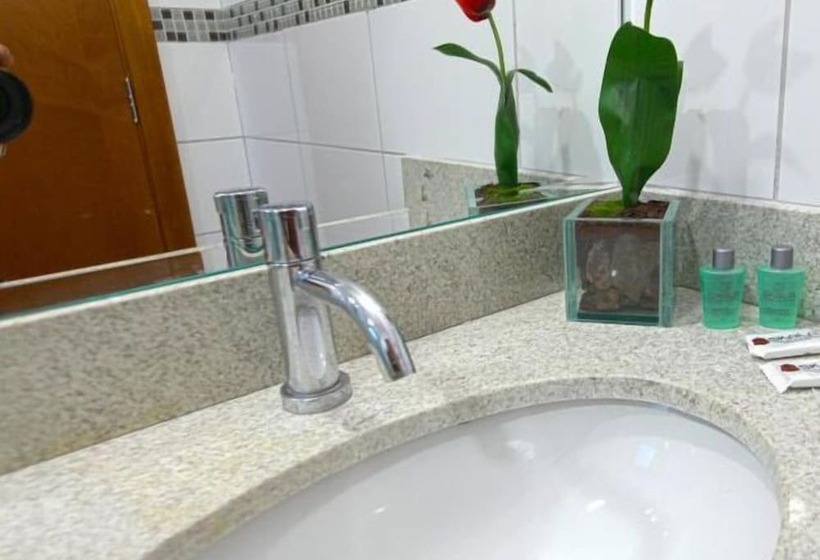 غرفة قياسية فردية, Skala Traveling