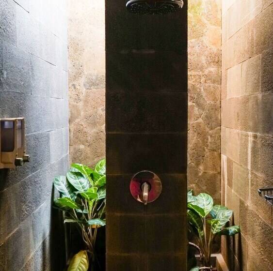 スイート, Uluwatu Cottages