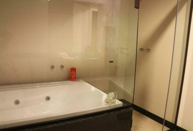 스탠다드 자쿠지 룸, Willisau