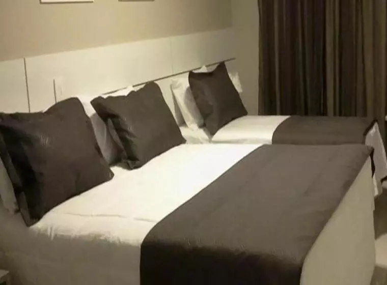 Deluxe Kolmen Hengen Huone, Willisau