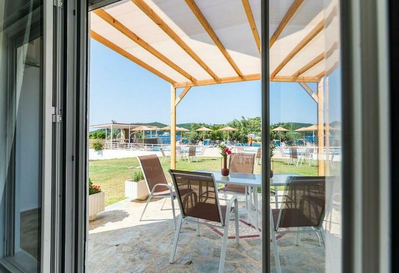 סוויטה נוף לים, Cape Blue Suites