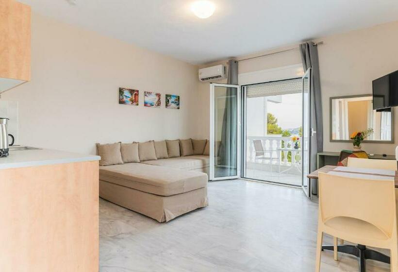 Люкс Superior Вид на Море, Cape Blue Suites