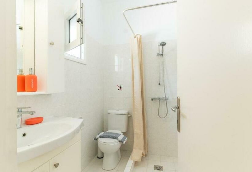 סטודיו סופריור, Cape Blue Suites