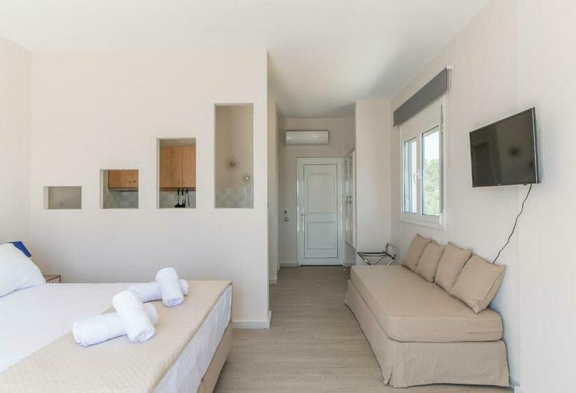 סטודיו סופריור, Cape Blue Suites