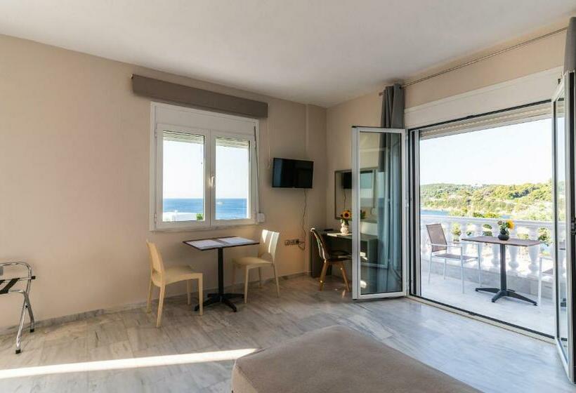 סוויטת סופריור נוף לים, Cape Blue Suites